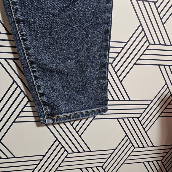 Levis Silver Tab Mom jean size 28 - Picture 3 of 6